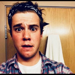 Meet your Posher, Shea